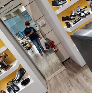 Meet your Posher, Luis